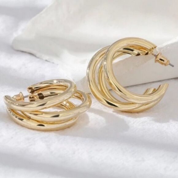 NEW Yellow Gold Three Layer Round Hoop Earrings - Picture 1 of 3
